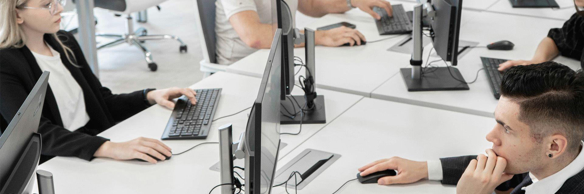 Begin Your Career in Asset Management: Roles, Skills, and Growth Paths